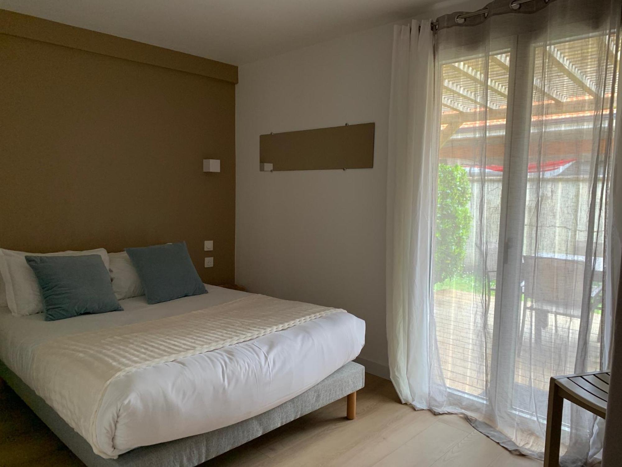 Logis Hotels - Hotel Et Restaurant L'Oceana Лантон Екстер'єр фото